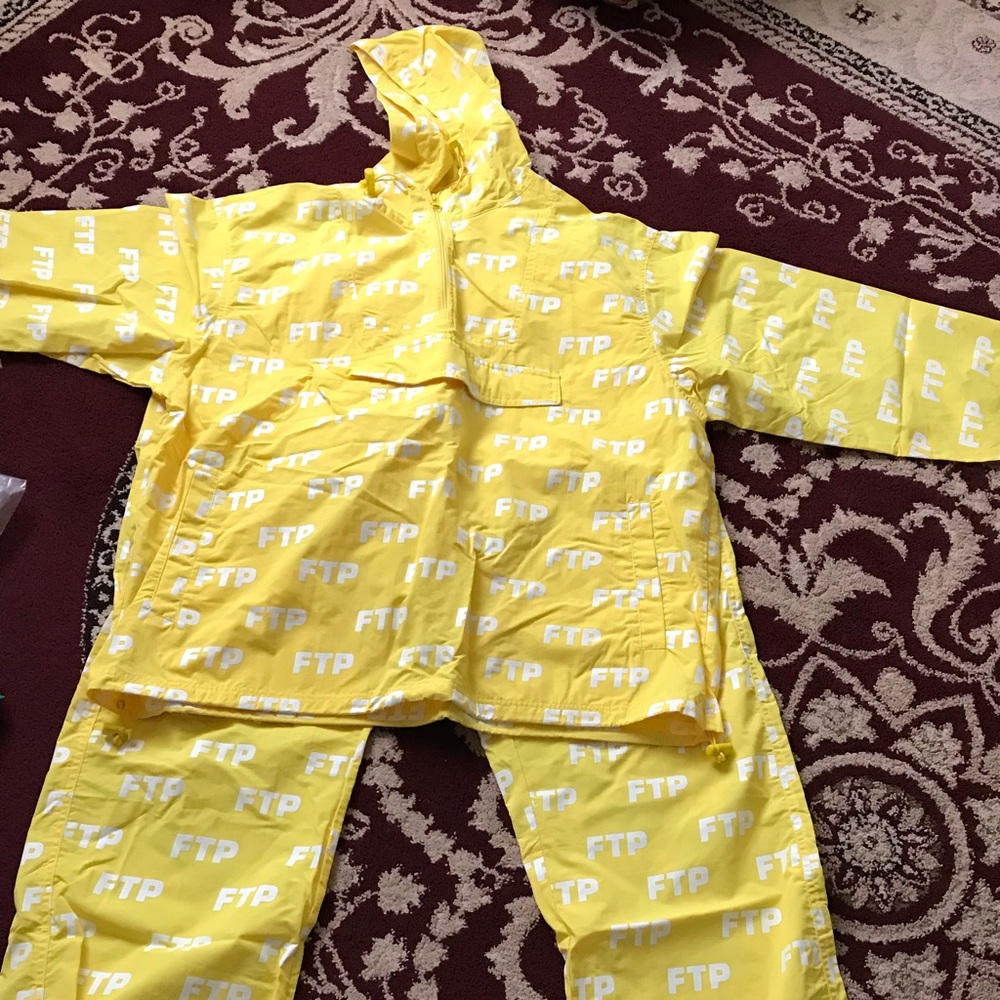 BRAND NEW FTP TRACK PANTS SIZE XL + JACKET SIZE L